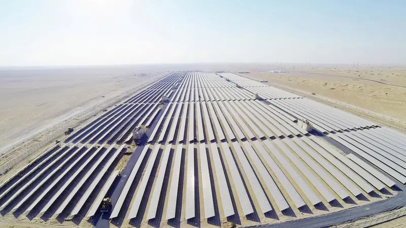 Batterie a sodio-zolfo nell'impianto di stoccaggio energetico di Abu Dhabi