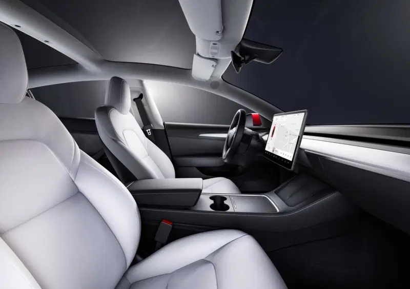 Tesla Model 3 (2018-->>) (36)
