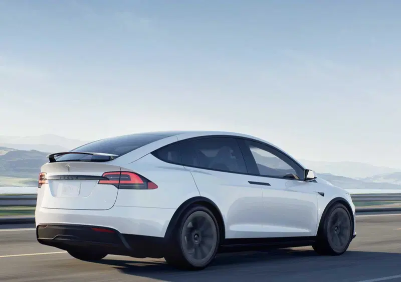 Tesla Model X (2016-26) (5)