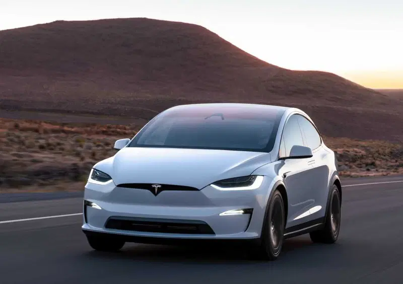 Tesla Model X (2016-26) (2)