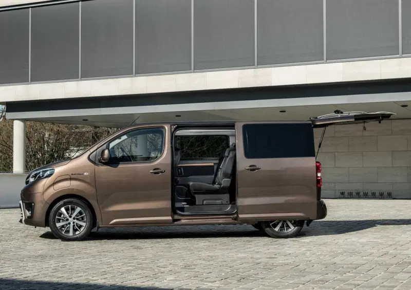 Toyota Proace Verso (2021-23) (9)