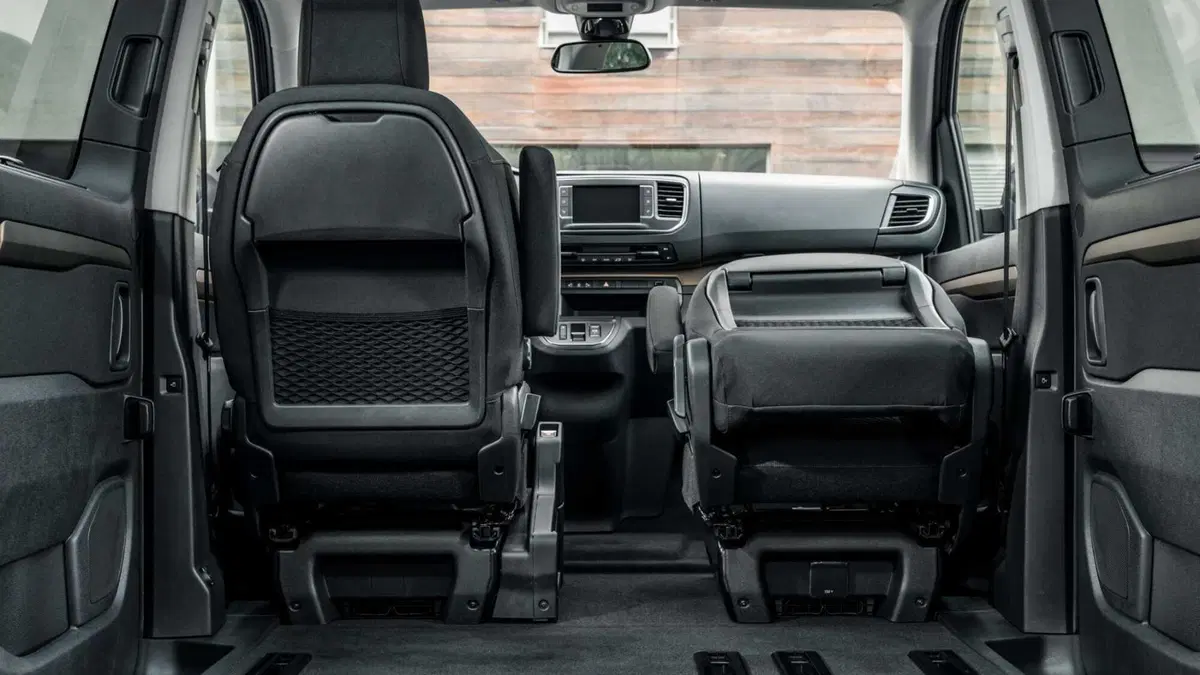 Toyota Proace Verso Verso Electric 75 kWh L2 Long D Lounge (20)