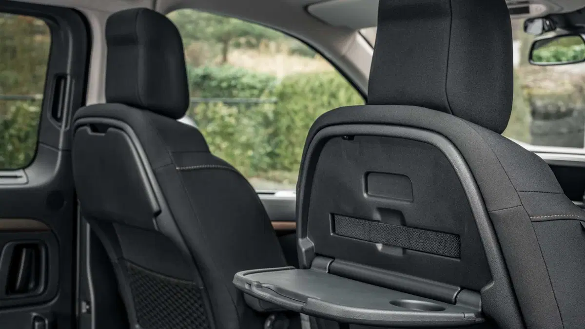 Toyota Proace Verso Verso Electric 75 kWh L2 Long D Lounge (22)