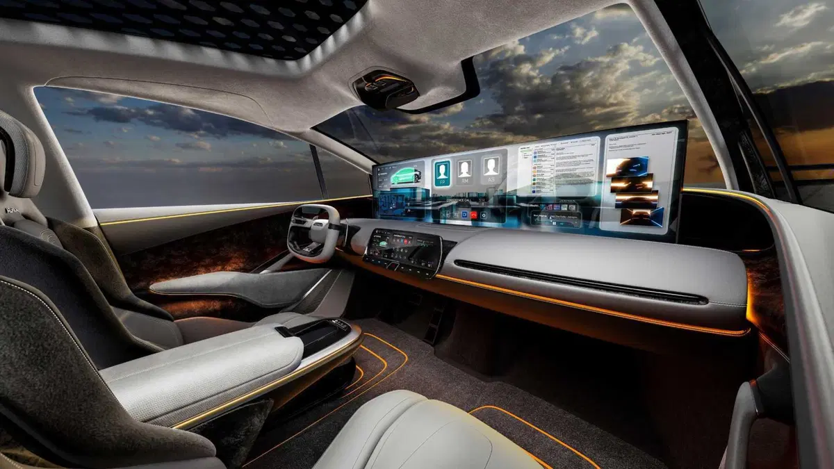 Aehra Suv: immagini degli interni e il display 'infinito'   (2)