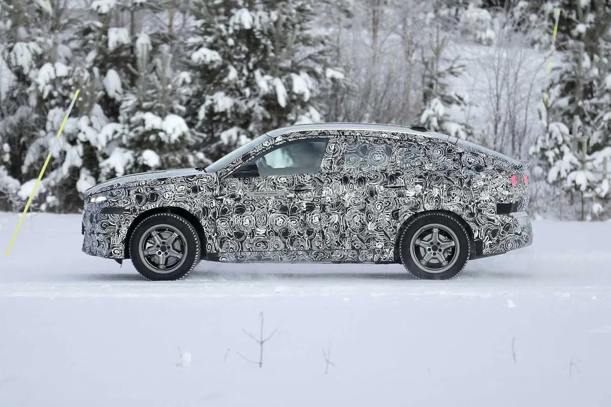 Nuova BMW X2 e iX2, ecco le foto spia (7)