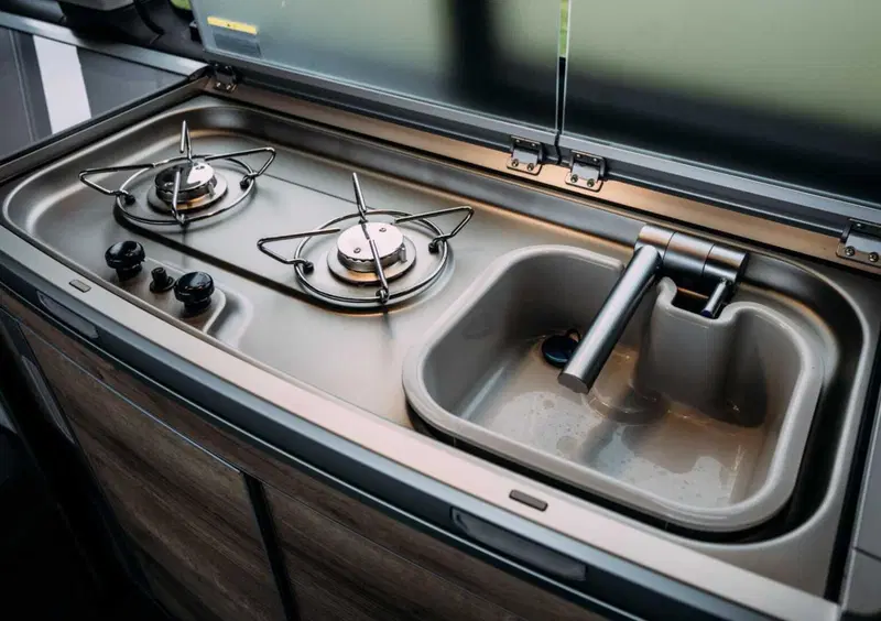 Volkswagen Veicoli Commerciali California (2015-23) (31)