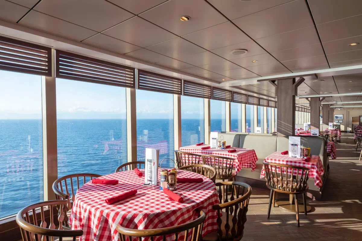 Come funziona una nave da crociera? Tutti i segreti della MSC Seaview [Video] (25)