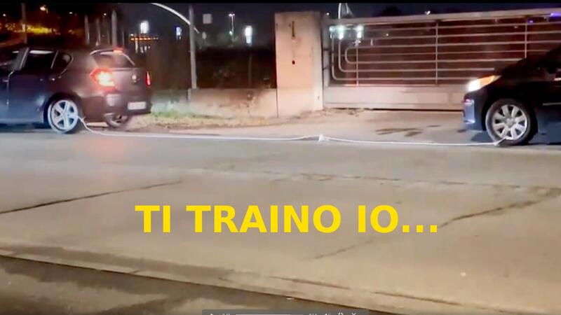 Non ti preoccupare, ti traino io, lo faccio sempre... [VIDEO]