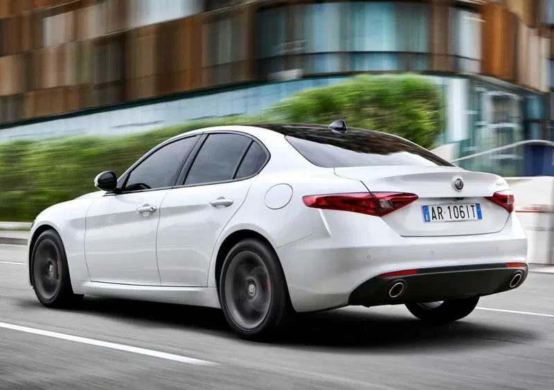 Alfa Romeo Giulia (20)