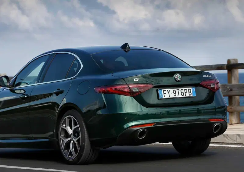 Alfa Romeo Giulia (29)