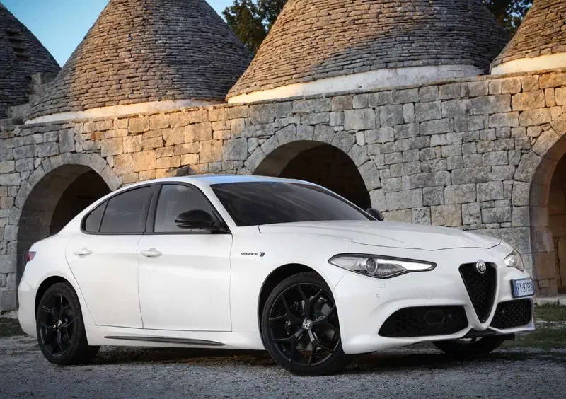 Alfa Romeo Giulia (23)