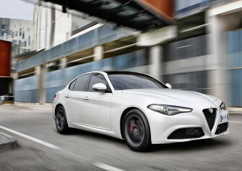 Alfa Romeo Giulia (22)