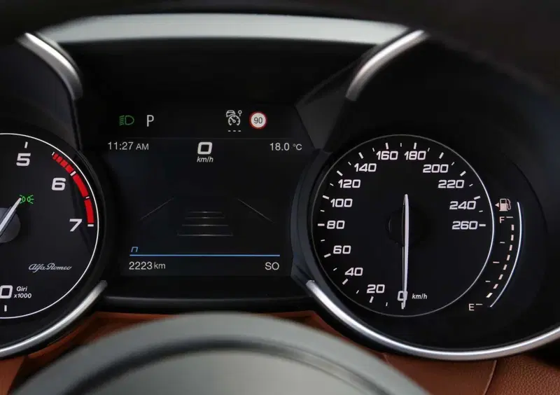Alfa Romeo Giulia (35)