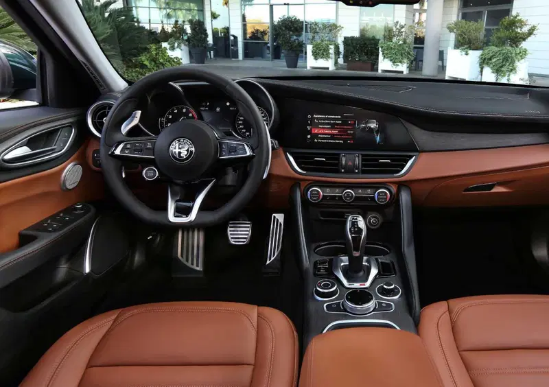 Alfa Romeo Giulia (31)