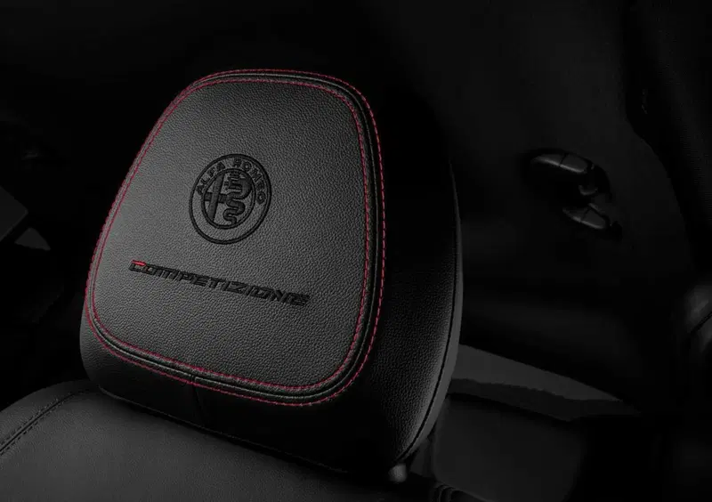Alfa Romeo Giulia (18)
