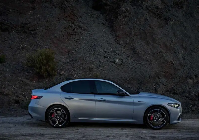 Alfa Romeo Giulia (6)