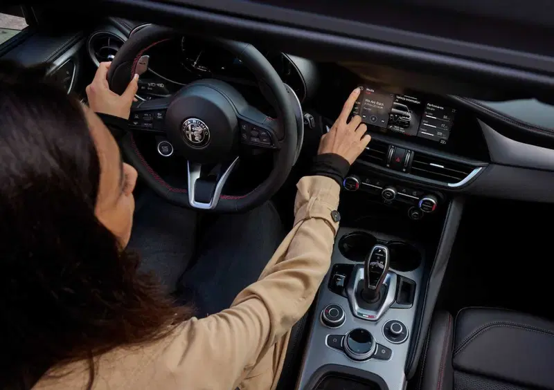 Alfa Romeo Giulia (9)