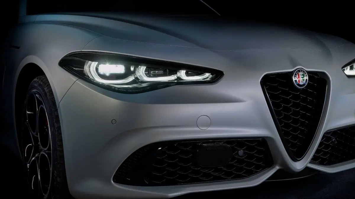 Alfa Romeo Giulia 2.0 Turbo 280 CV AT8 Veloce (13)