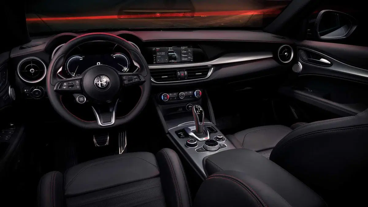 Alfa Romeo Stelvio Stelvio 2.2 Turbodiesel 190 CV AT8 Q4 Business (6)