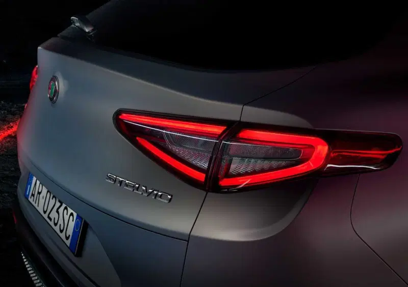 Alfa Romeo Stelvio (11)
