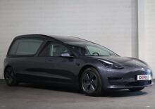 Ultimo viaggio in Tesla: la Model 3 modificata per i funerali