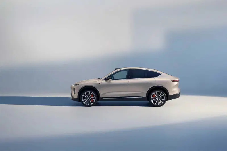 NIO EC7, ecco la nuova suv-coup&eacute; elettrica da 940 km