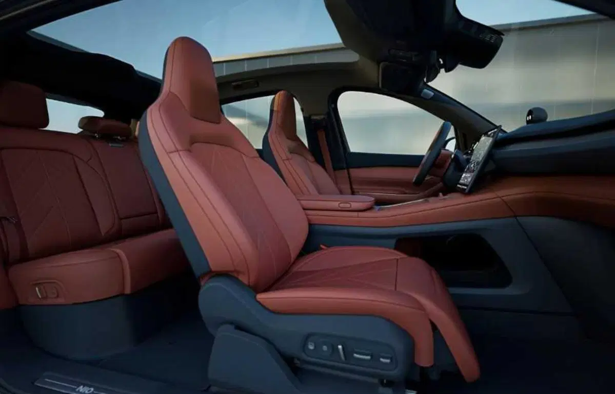NIO EC7, ecco la nuova suv-coupé elettrica da 940 km (5)