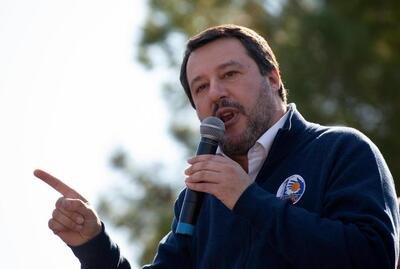 Monopattini, Salvini: &quot;Targa e casco li voglio obbligatori&quot;
