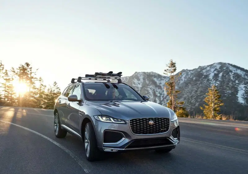 Jaguar F-Pace (2)