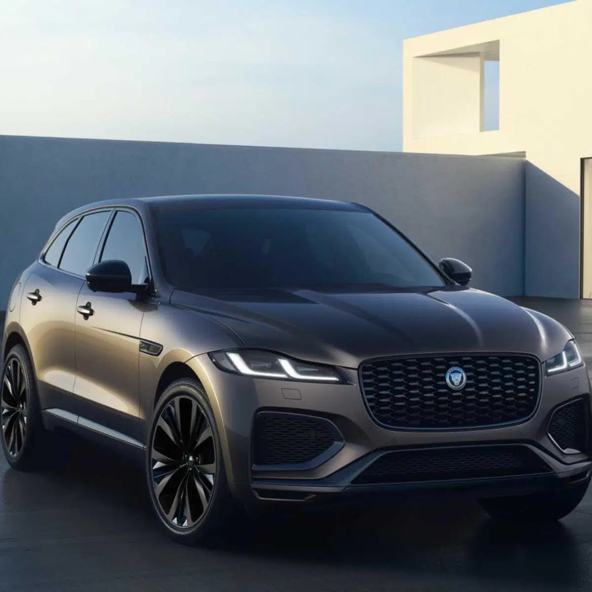 Jaguar F-Pace (2015-->>)