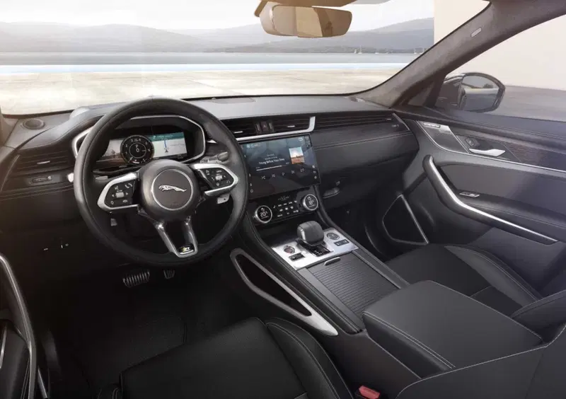 Jaguar F-Pace (12)
