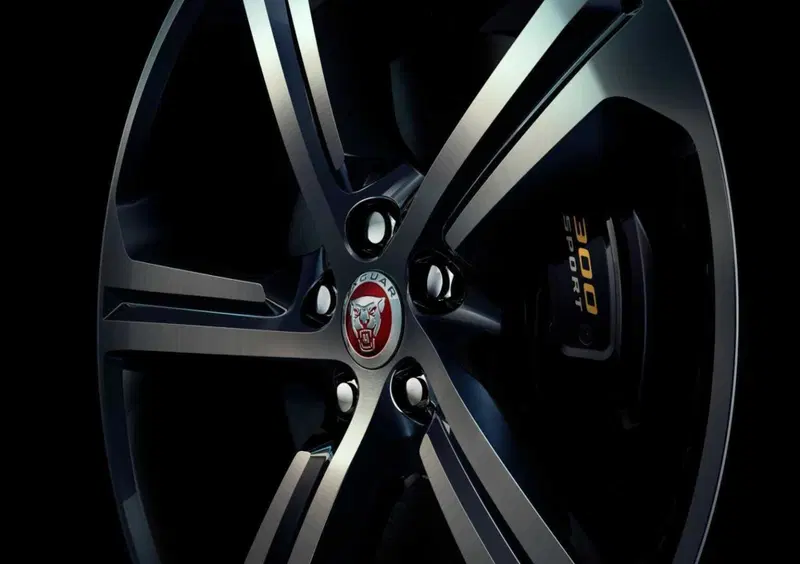 Jaguar F-Pace (23)