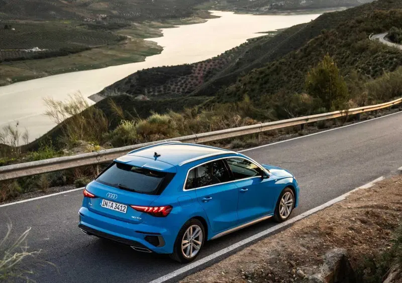 Audi A3 Sportback (2020-->>) (25)