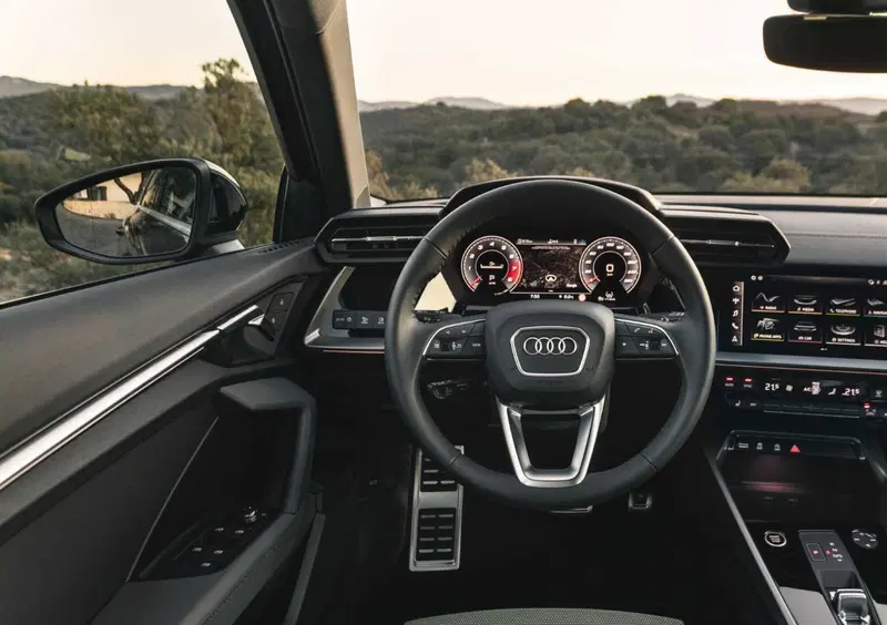 Audi A3 Sportback (2020-->>) (32)