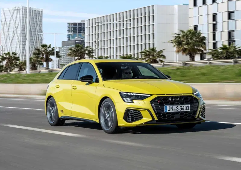 Audi S3 Sportback (2020-->>) (17)