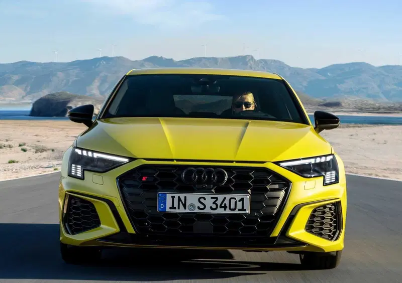 Audi S3 Sportback (2020-->>) (21)