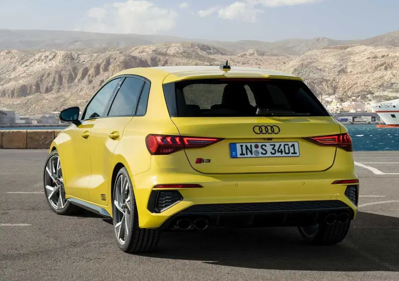 Audi S3 Sportback (2020-->>) (24)