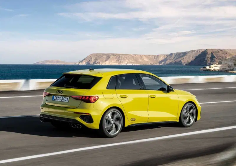 Audi S3 Sportback (2020-->>) (26)