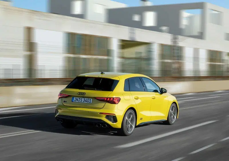 Audi S3 Sportback (2020-->>) (27)