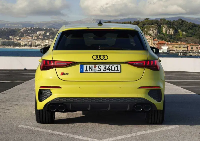 Audi S3 Sportback (2020-->>) (29)
