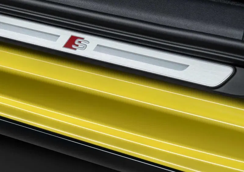 Audi S3 Sportback (2020-->>) (38)