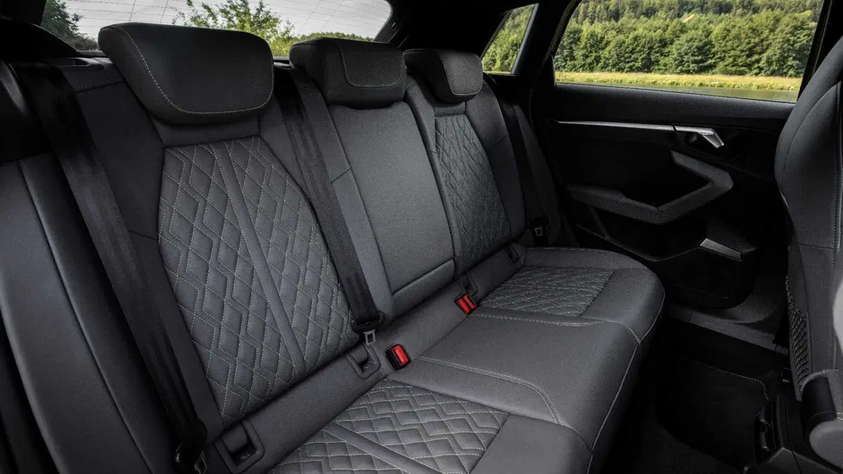 Audi S3 Sportback TFSI 310 CV quattro S tronic sport attitude (33)