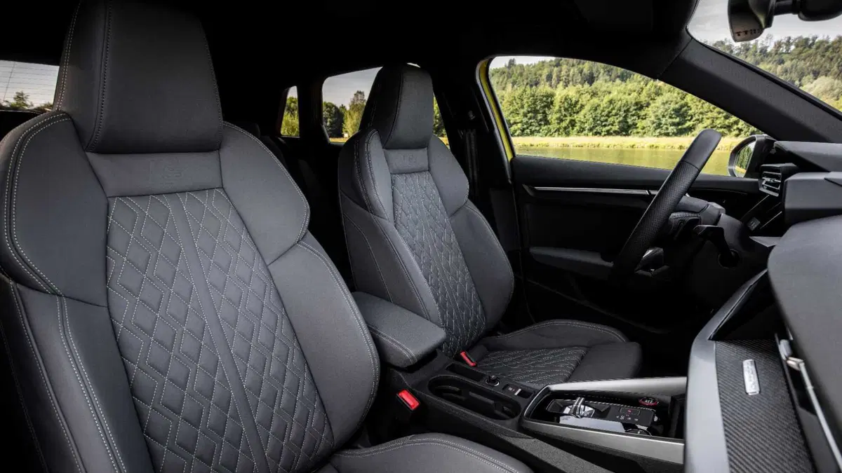 Audi S3 Sportback TFSI 310 CV quattro S tronic sport attitude (32)