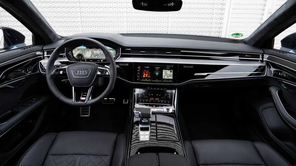 Audi A8 (2017-->>) (14)