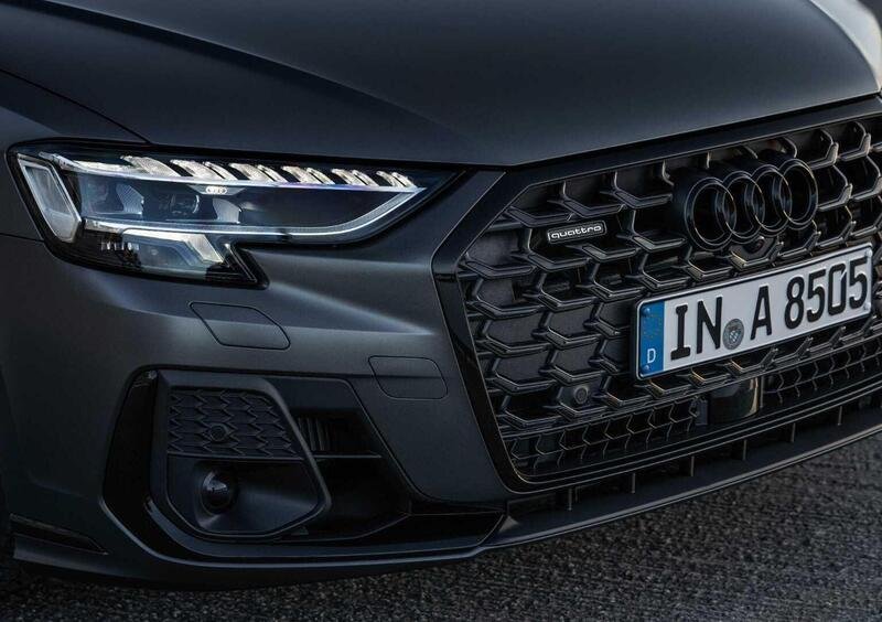 Audi A8 (2017-->>) (20)