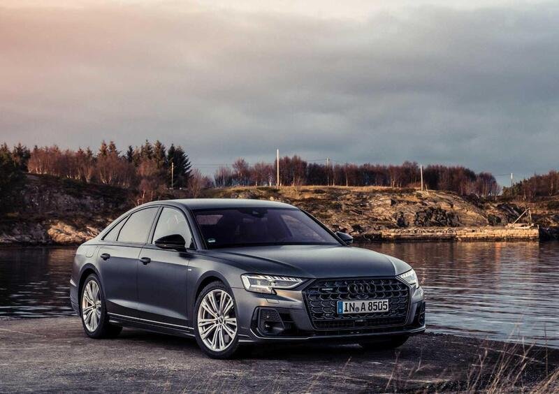 Audi A8 (2017-->>) (2)