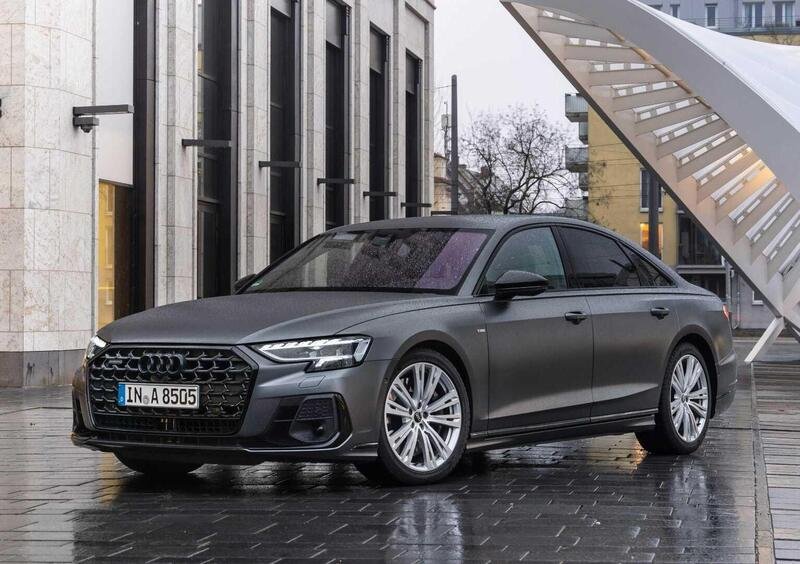 Audi A8 (2017-->>) (4)