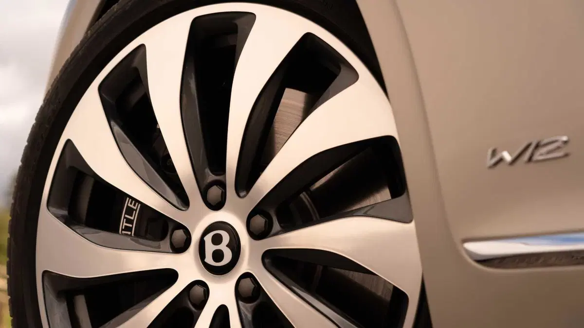 Bentley Flying Spur Spur 2.9 V6 hybrid auto (24)