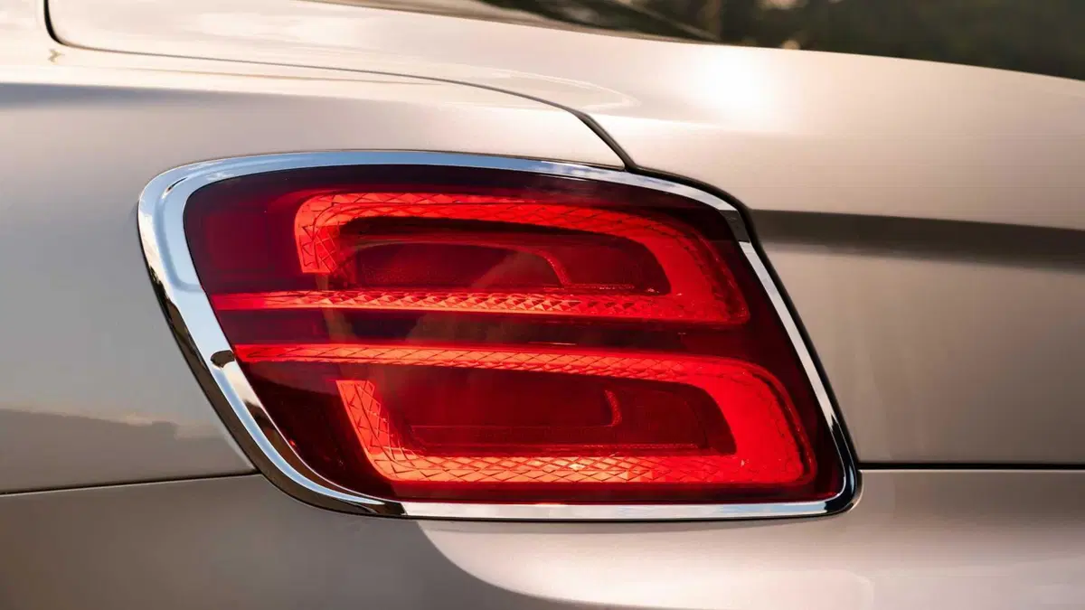 Bentley Flying Spur Spur 2.9 V6 hybrid auto (23)