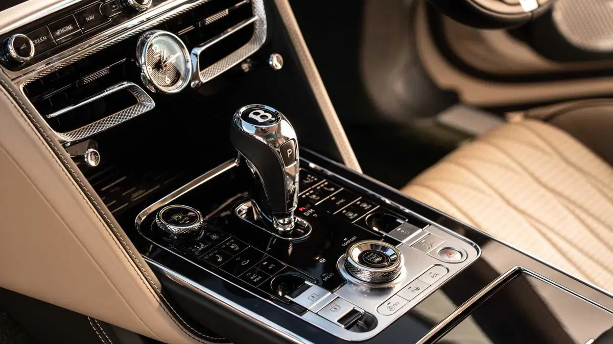 Bentley Flying Spur Spur 2.9 V6 hybrid auto (19)